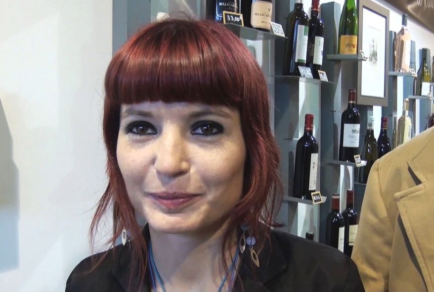 amatrice à sodomiser sur paris dans une boutique de vin
